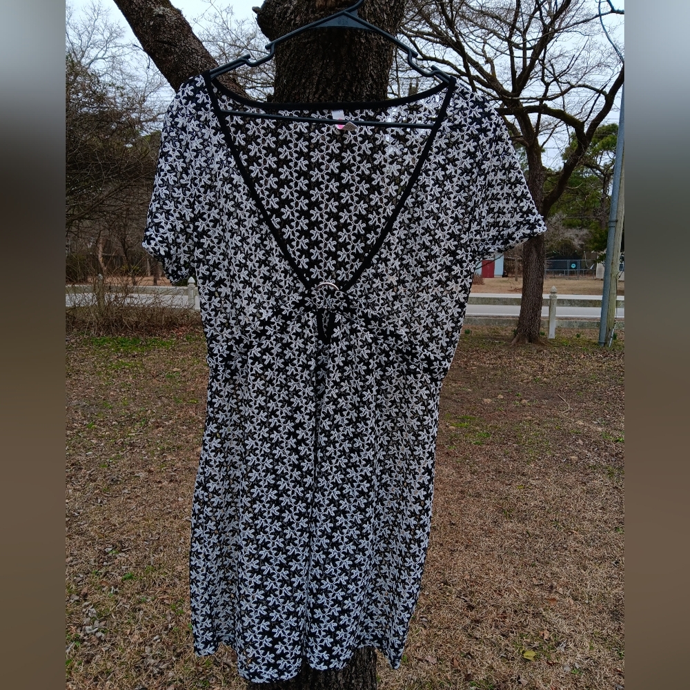 Nimes Cote d' Azur Black and White Swimsuit Coverup  L